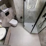 Royal Jacuzzi On Krehivska 10 St Apartamento Leópolis