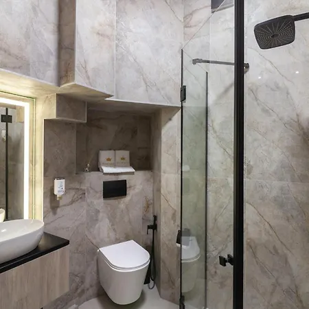 Apartamento Royal Jacuzzi On Krehivska 10 St *